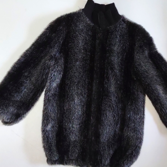 Monterey Fashions Faux Fur Coat Vintage Fur Coat - Picture 3 of 17